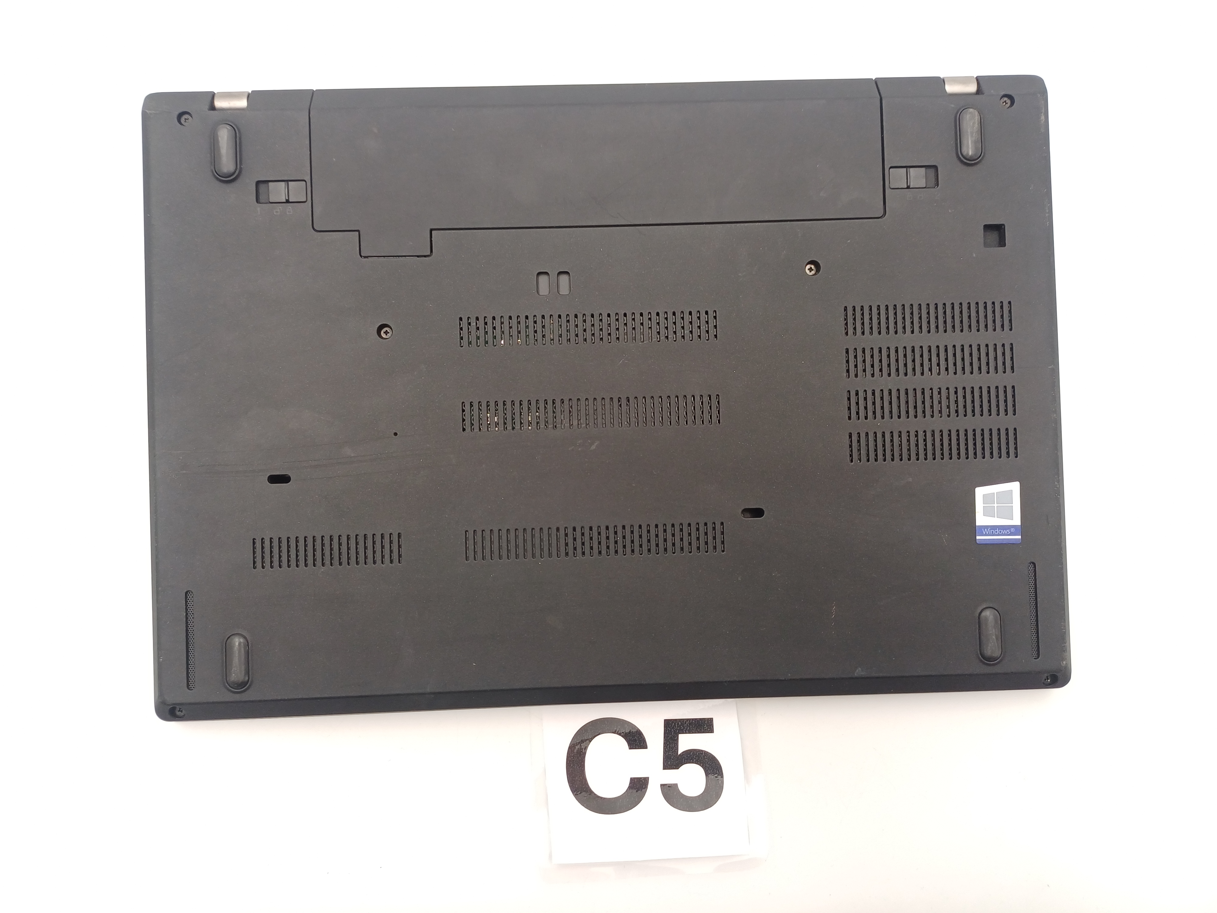 2824715640 - Laptops