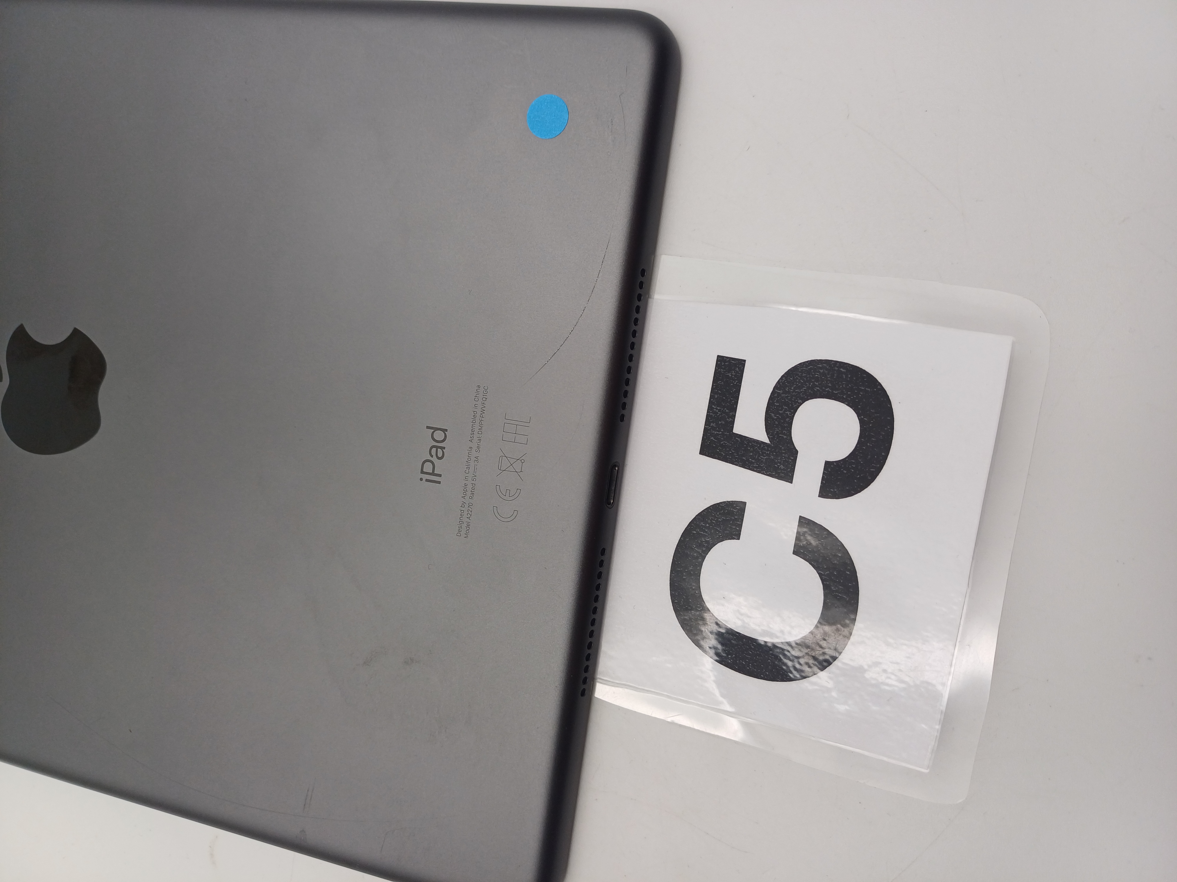 2824715640 - iPads